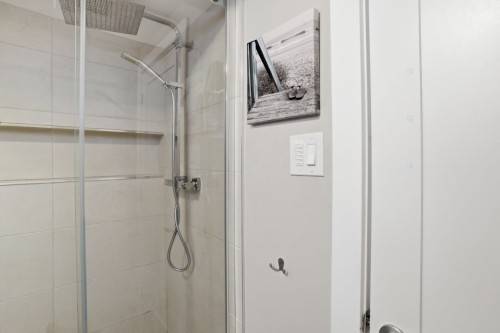 Salle de bains - 45 Rue De L'Orbite, Gatineau (Hull), QC - Indoor Photo Showing Bathroom