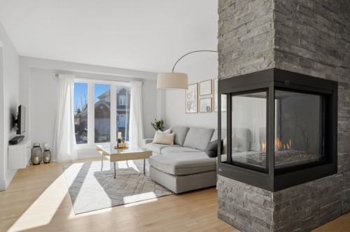 Salon - 45 Rue De L'Orbite, Gatineau (Hull), QC - Indoor Photo Showing Living Room With Fireplace