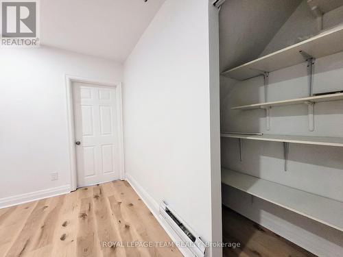 147 St Andrew Street, Ottawa, ON - Indoor