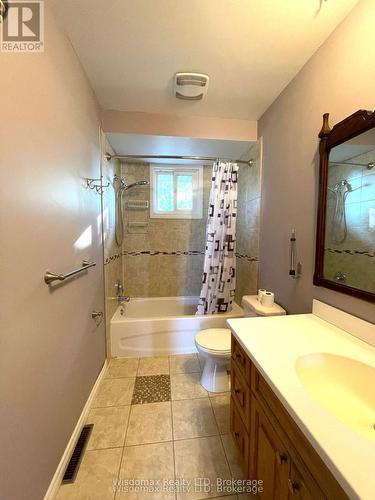 7 Greenmeadow Court, St. Catharines (Fairview), ON - Indoor Photo Showing Bathroom