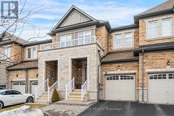 71 RIMROCK CRESCENT Whitby, ON L1N 0E5