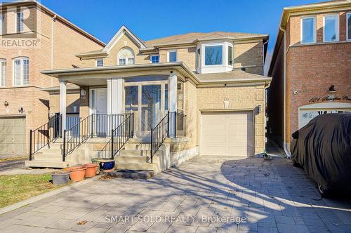 123 SASSAFRAS CIRCLE  Vaughan, ON L4J 8M9