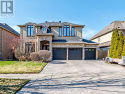 59 BLACK WALNUT CRESCENT  Richmond Hill, ON L4B 3S3