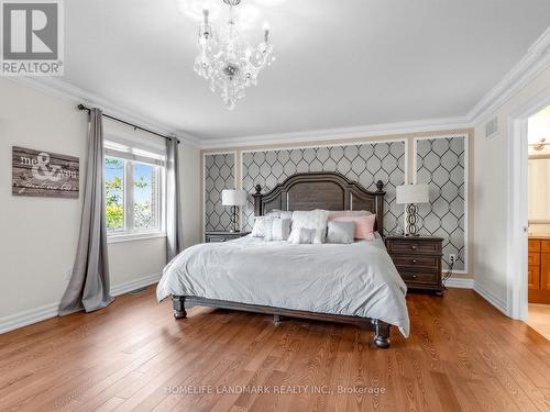 59 Black Walnut Crescent, Richmond Hill, ON - Indoor Photo Showing Bedroom