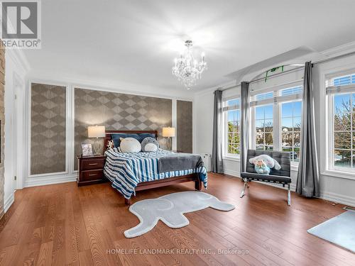59 Black Walnut Crescent, Richmond Hill, ON - Indoor Photo Showing Bedroom