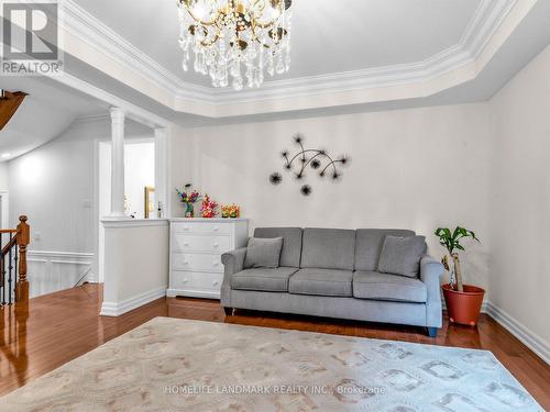 59 Black Walnut Crescent, Richmond Hill, ON - Indoor