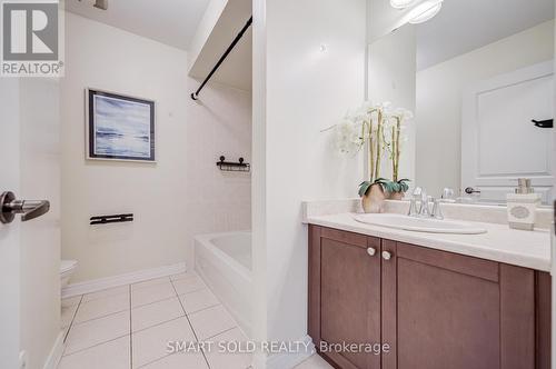 4123 Shipp Drive, Mississauga, ON - Indoor Photo Showing Bathroom
