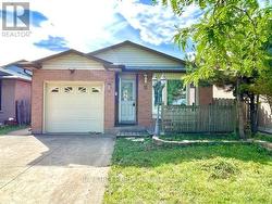 11 DRAKES DRIVE Hamilton, ON L8E 4G4