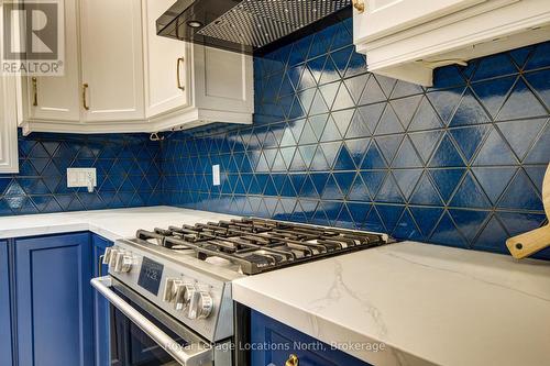 2 Maplewood Drive, Tiny, ON - Indoor Photo Showing Kitchen