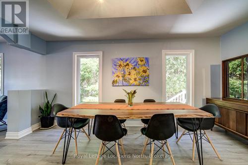 2 Maplewood Drive, Tiny, ON - Indoor Photo Showing Dining Room