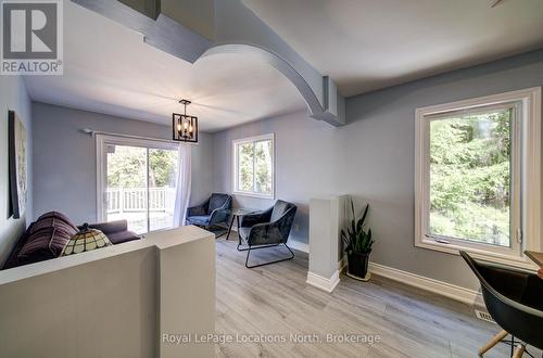 2 Maplewood Drive, Tiny, ON - Indoor