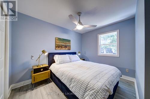 2 Maplewood Drive, Tiny, ON - Indoor Photo Showing Bedroom
