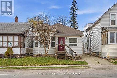 152 ROSS STREET  St. Thomas, ON N5R 3Y1