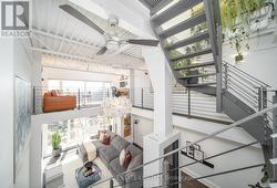 7 - 517 KINGSTON ROAD Toronto, ON M4L 1V5