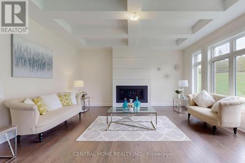 27 Upbound Court, East Gwillimbury, ON - Indoor Photo Showing Living Room With Fireplace