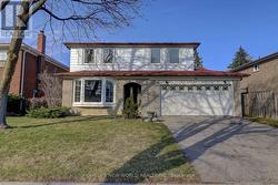 29 DEEPDALE DRIVE Toronto, ON M1S 2N3