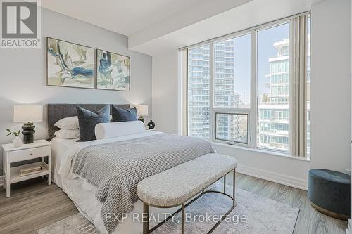 1101 - 58 Marine Parade Drive, Toronto, ON - Indoor Photo Showing Bedroom