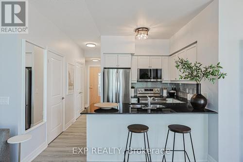 1101 - 58 Marine Parade Drive, Toronto, ON - Indoor Photo Showing Kitchen With Stainless Steel Kitchen