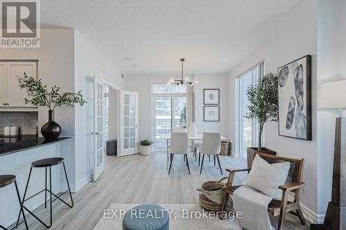 1101 - 58 Marine Parade Drive, Toronto, ON - Indoor Photo Showing Dining Room