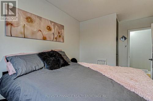 286 Panorama Crescent, London South (South J), ON - Indoor Photo Showing Bedroom