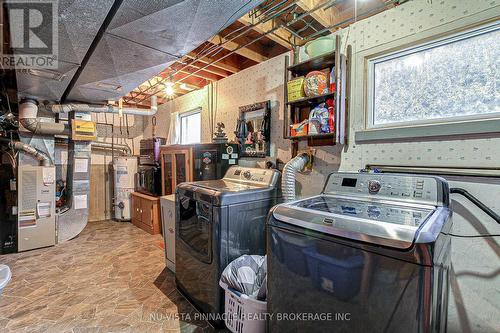 286 Panorama Crescent, London South (South J), ON - Indoor Photo Showing Laundry Room
