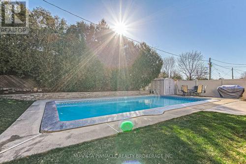 286 Panorama Crescent, London South (South J), ON - Outdoor With In Ground Pool