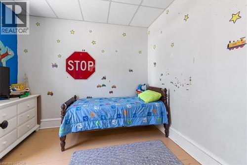 Secondary Bedroom - 92 Francis Street, Cambridge, ON - Indoor Photo Showing Bedroom