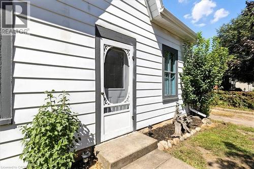 Front Entrance to property - 92 Francis Street, Cambridge, ON - Outdoor
