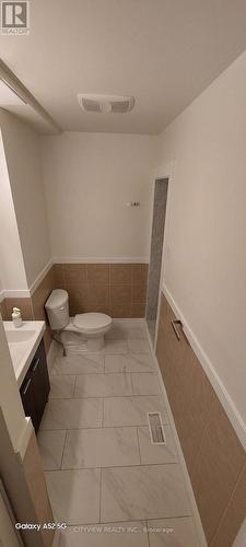 28 Foxacre Row, Brampton, ON - Indoor Photo Showing Bathroom