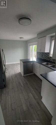 28 Foxacre Row, Brampton, ON - Indoor