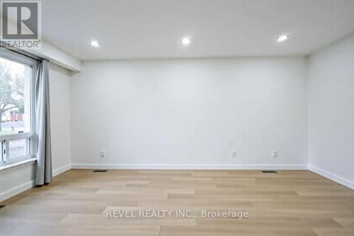 44 Parkside Drive, Barrie, ON 