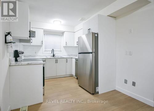 44 Parkside Drive, Barrie, ON 