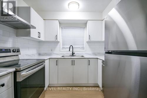 44 Parkside Drive, Barrie, ON 
