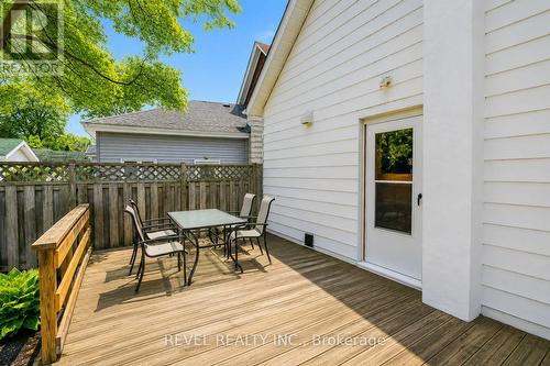 44 Parkside Drive, Barrie, ON 