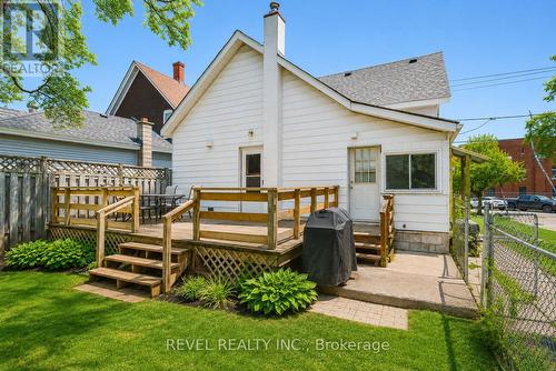 44 Parkside Drive, Barrie, ON 