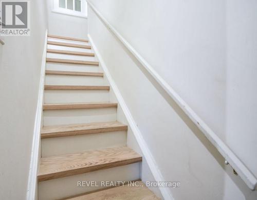 44 Parkside Drive, Barrie, ON 