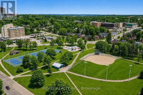 44 Parkside Drive, Barrie, ON 