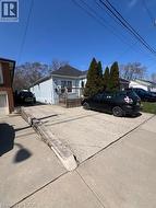 623 KNOX Avenue  Hamilton, ON L8H 6K2
