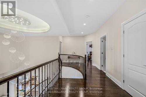 699 Ballycastle Crescent, Ottawa, ON - Indoor Photo Showing Other Room