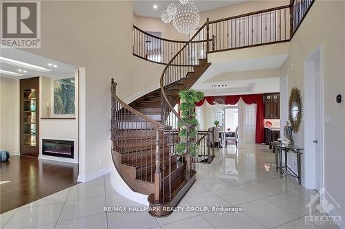 699 Ballycastle Crescent, Ottawa, ON - Indoor Photo Showing Other Room