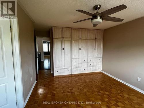 7315 Lowville Heights, Mississauga, ON - Indoor Photo Showing Other Room