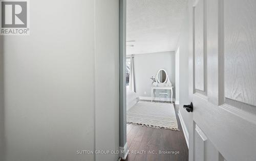 1433 Andros Boulevard, Mississauga, ON - Indoor Photo Showing Other Room