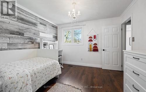 1433 Andros Boulevard, Mississauga, ON - Indoor Photo Showing Bedroom