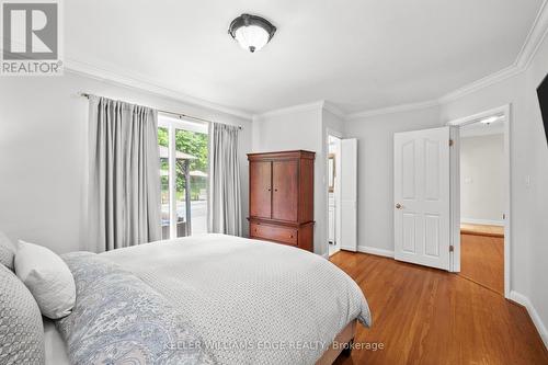 1589 Crediton Parkway, Mississauga, ON - Indoor Photo Showing Bedroom