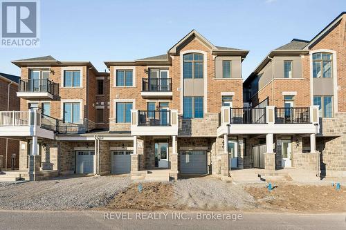 11 VIMY RIDGE ROAD  Brampton, ON L7A 5M6