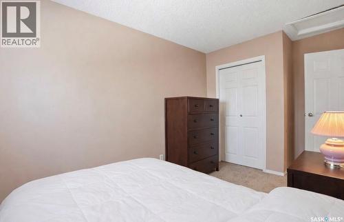 403 Bronson Crescent, Saskatoon, SK - Indoor Photo Showing Bedroom