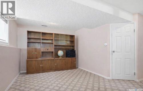 403 Bronson Crescent, Saskatoon, SK - Indoor Photo Showing Other Room