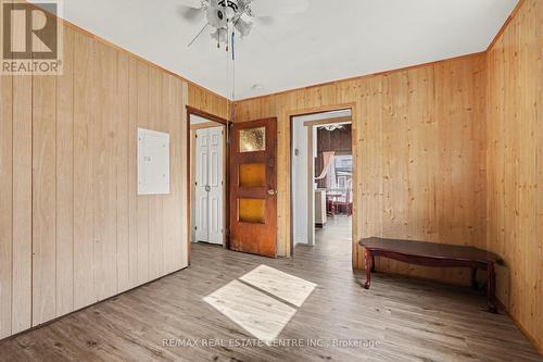 84 Bank Street N, Renfrew, ON - Indoor Photo Showing Other Room