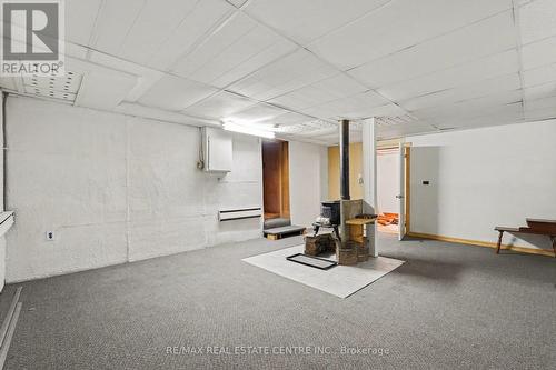 84 Bank Street N, Renfrew, ON - Indoor