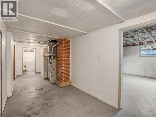 2172 Second Avenue, Trail, BC - Indoor